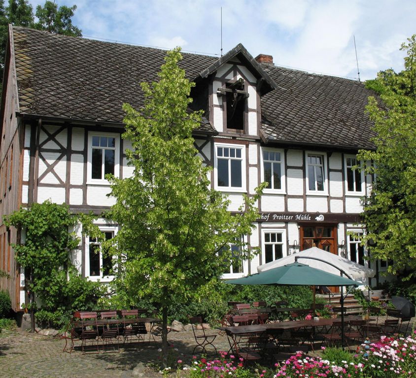 PROITZER MÜHLE MIT ERIC & INES